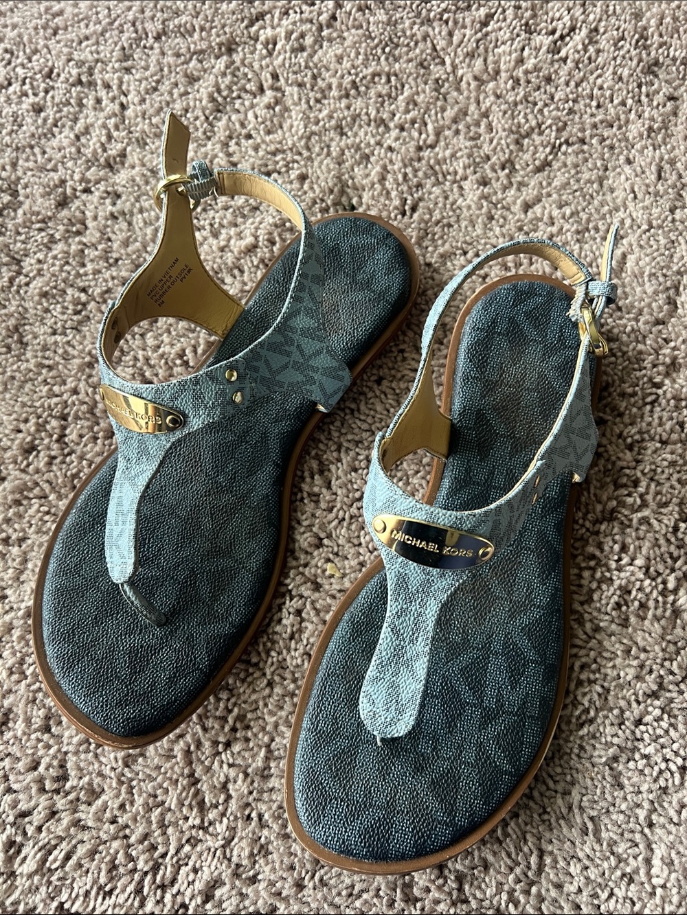 Michael Kors Light Blue Logo Thong Sandals with Gold Accent Womens Size 8